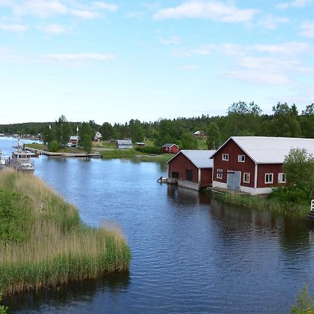 Vardshuset IdyllenBarang エクステリア 写真